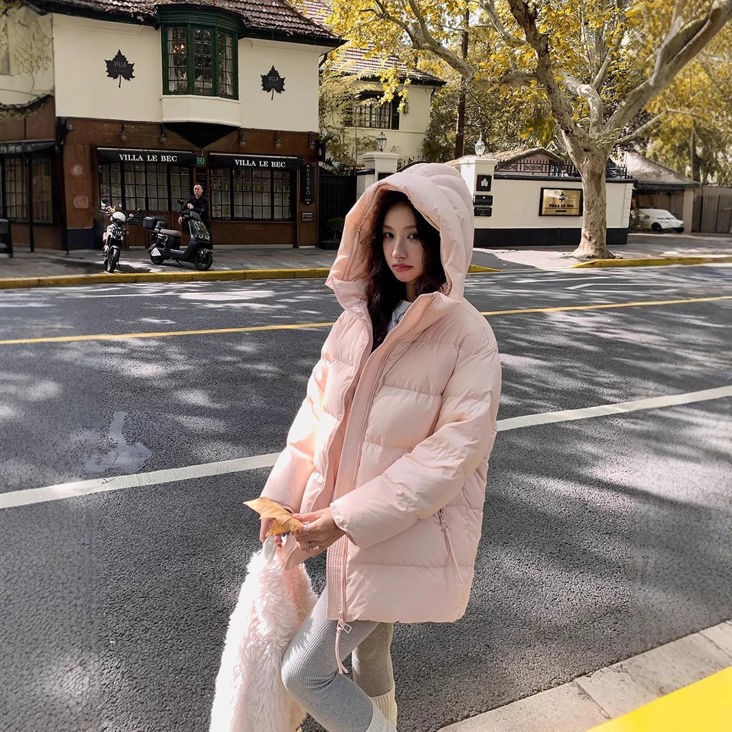 Women's Winter Mid-length Cotton Jacket, New 90% White Duck Down, Korean Style Designer Style for Petite Figures, Thickened Warm Outerwear