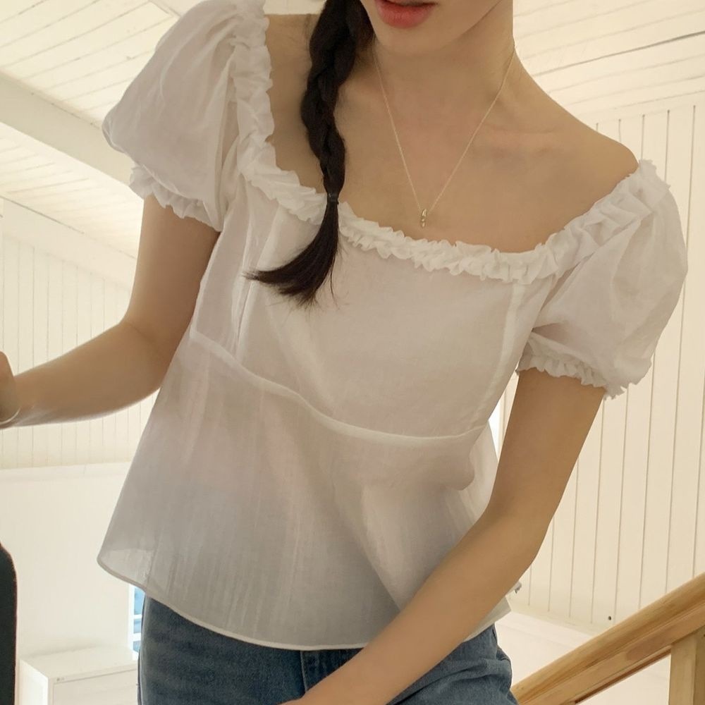 Wood Ear Mushroom-patterned Ruffled-trim Square-neck Puffed-sleeve Shirt