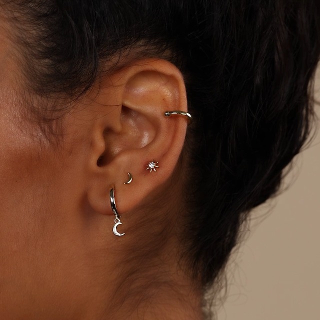 Simple Copper Eight Awn Star Screw Ear Bone Stud