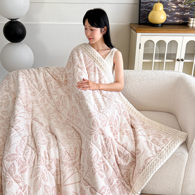 New Three-layer Composite Thermal Blanket For Office Naps