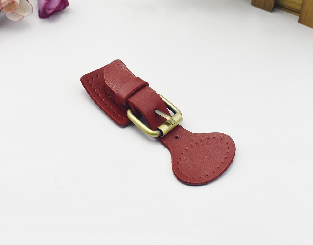 Title 5, Leather Accessories Oval Leather Hook