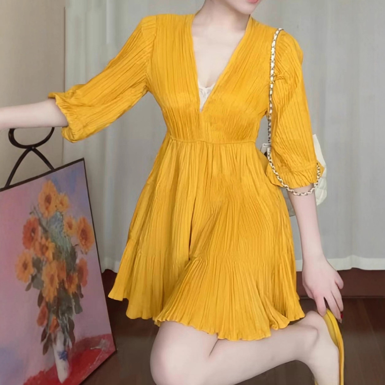 Solid-color V-neck Dress For Spring And Summer