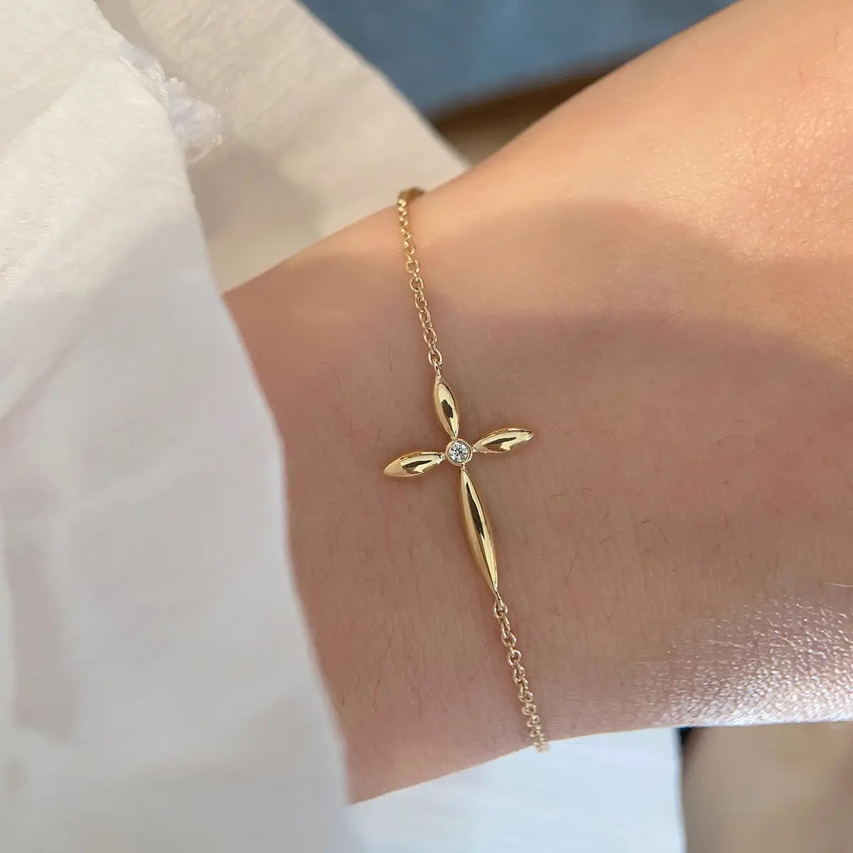 Sterling Silver Cross Versatile Fashion Bracelet