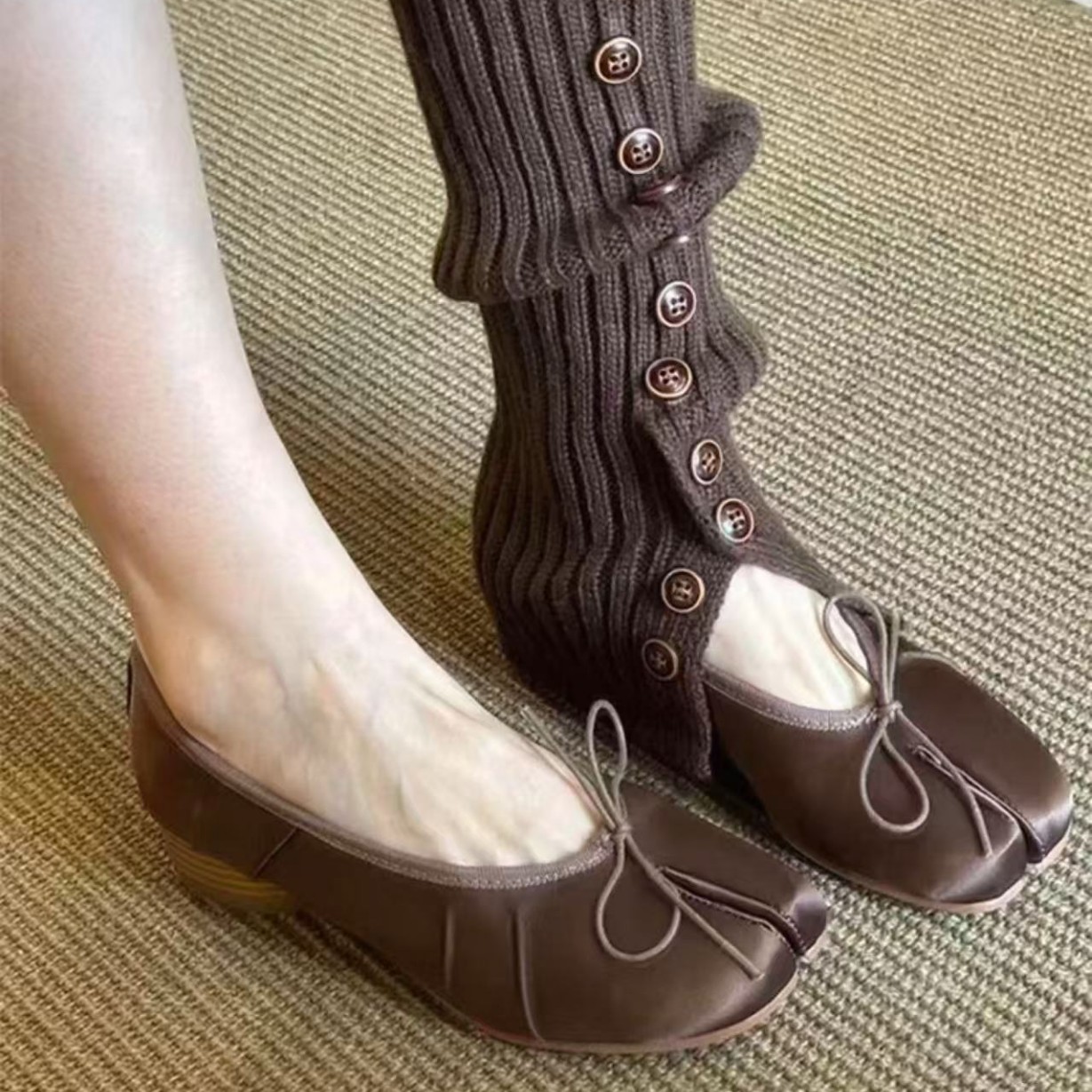 Womens Retro Low-Top Versatile Mid-Heel Shoes