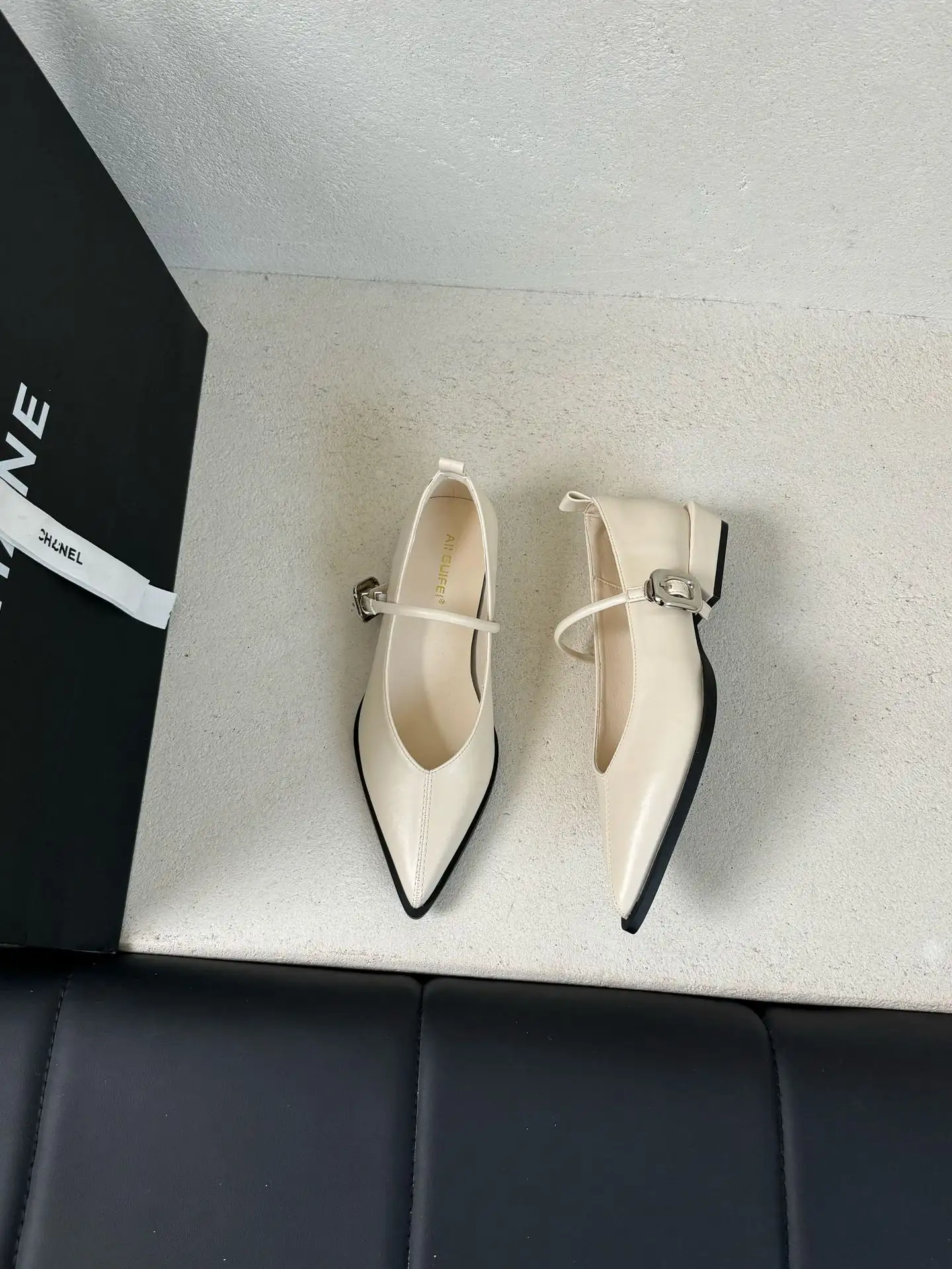 Womens Chunky-Heeled French-Style Retro Pointed-Toe Brown Mary Jane Shoes