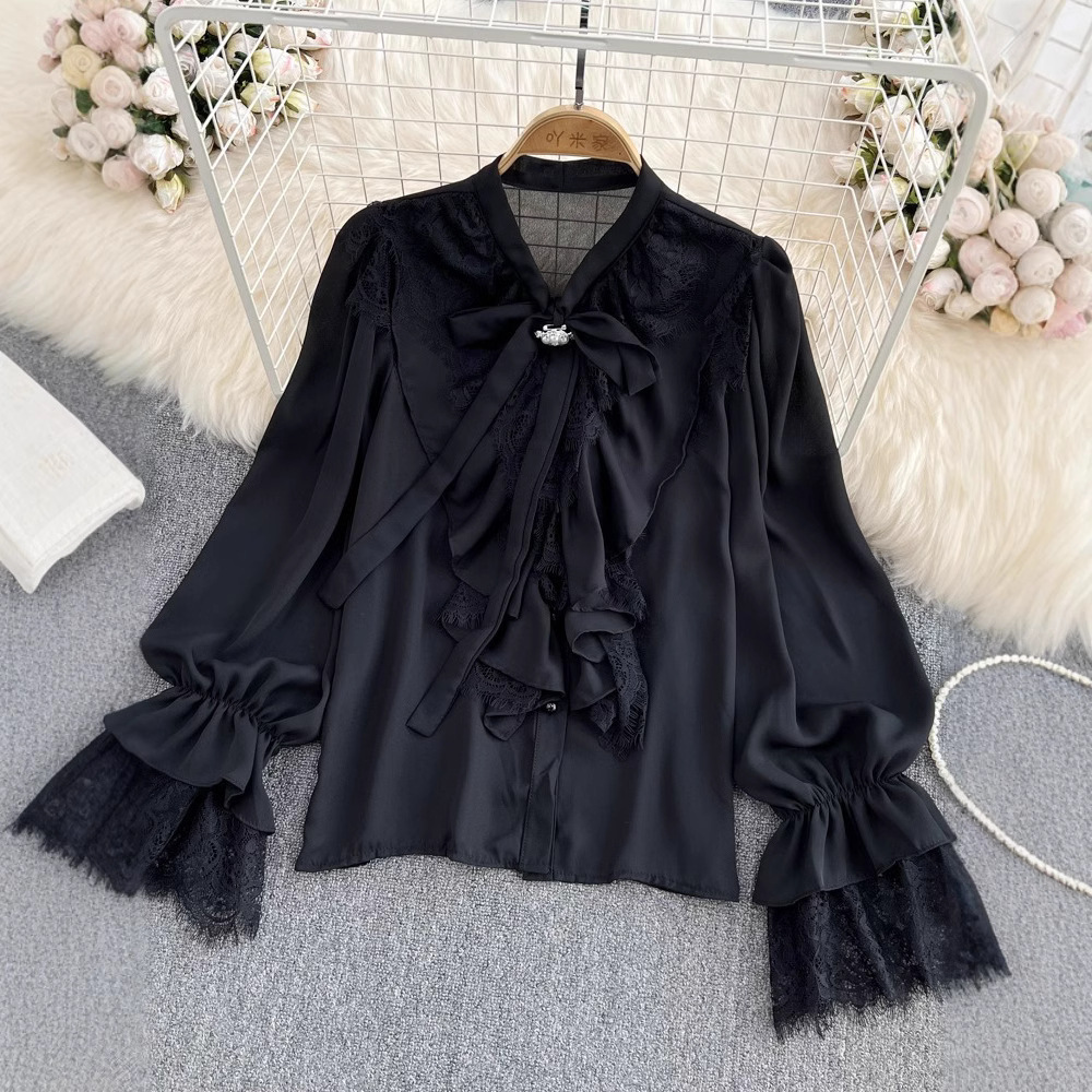 Womens Retro Elegant Loose-Fit Lace-Patch Flare-Sleeve Shirt - Image 1