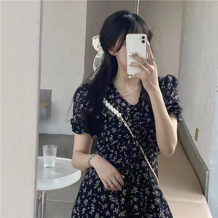 A-line Dress Thats Below-the-knee And Slimming