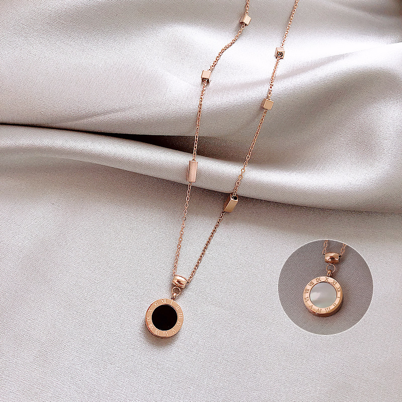 High-end Gold Pendant Titanium Steel Necklace Accessory