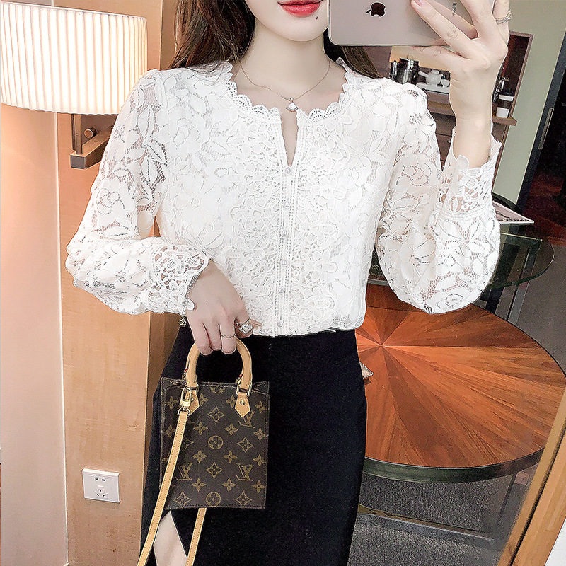 Women's Lace Bottoming Shirt Western Style Top