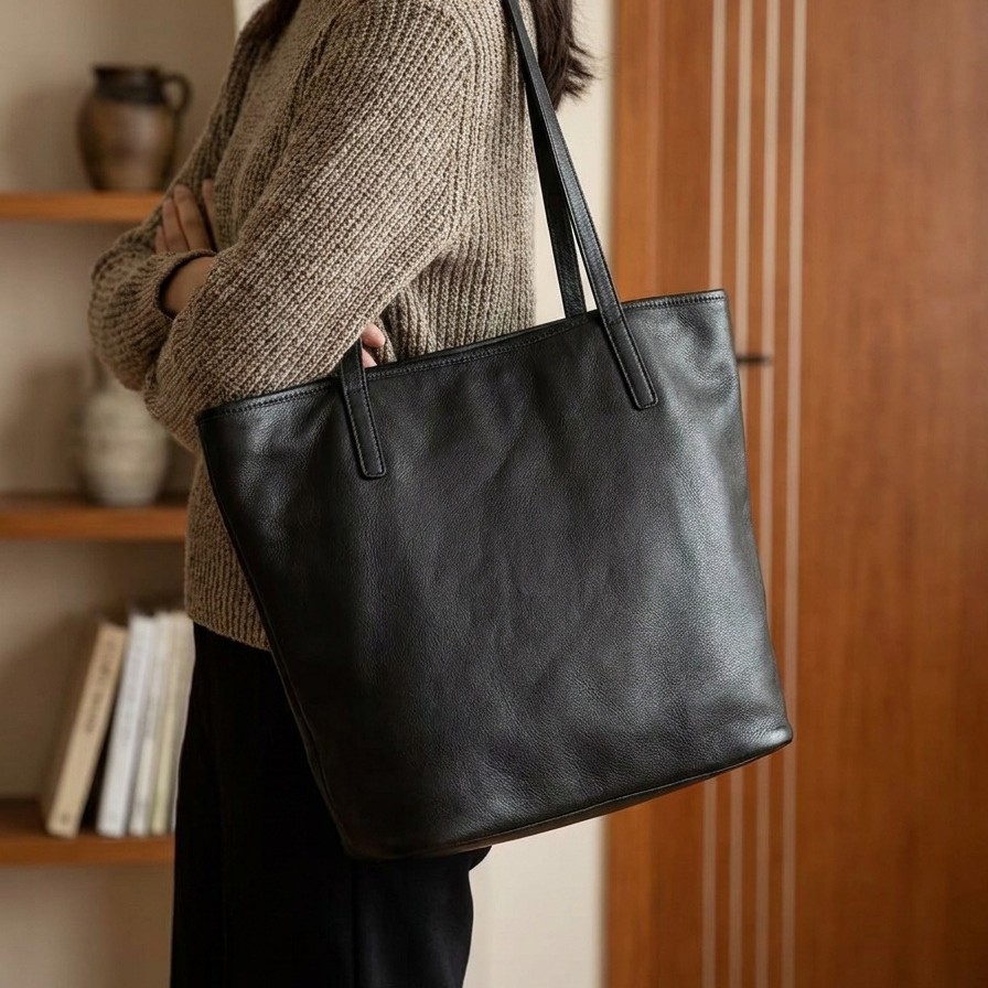 Versatile Single-shoulder Tote With Large Capacity For Commuting