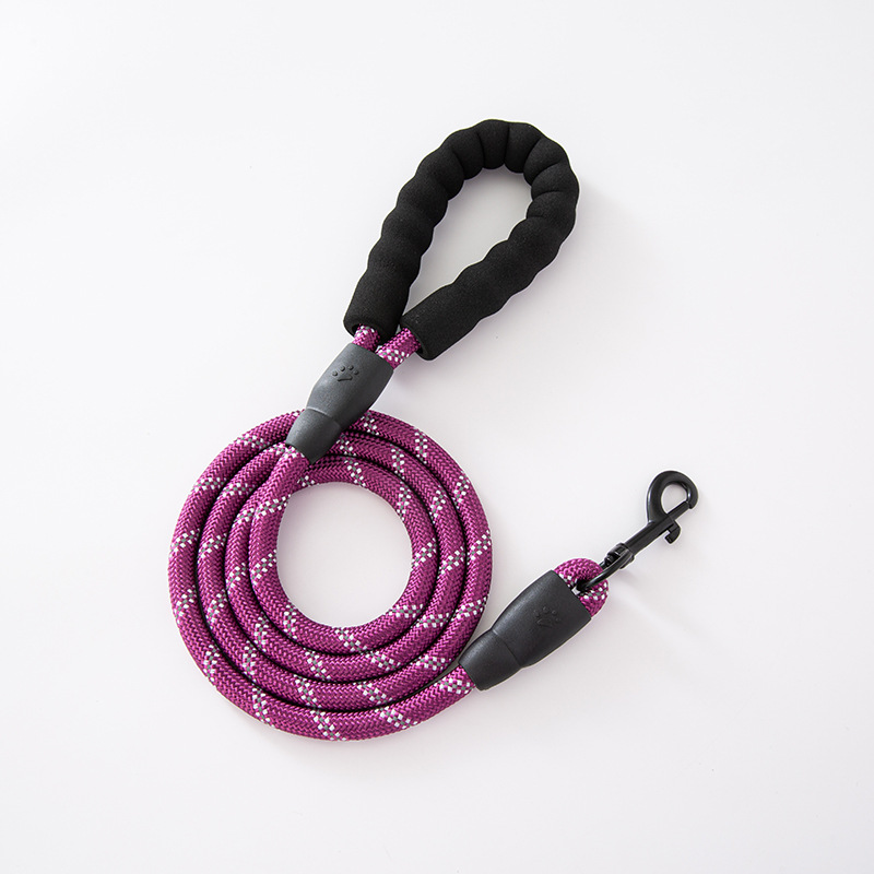 Anti-escape Reflective Pet Leash For Outdoor Use detail photo 4