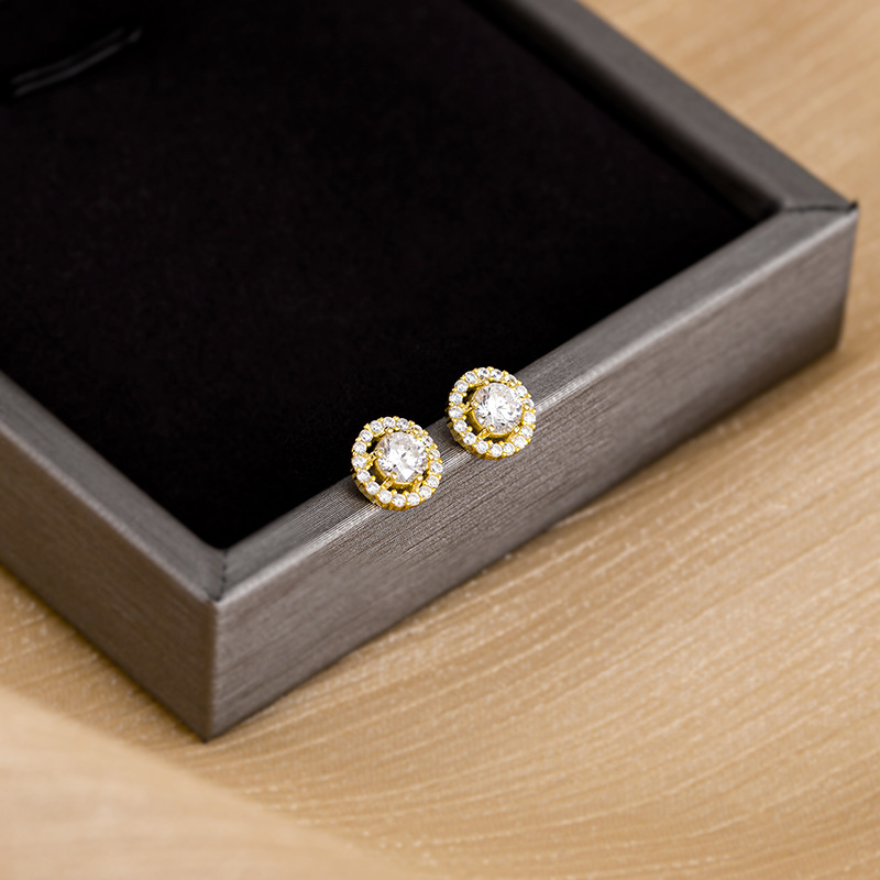 S925 Silver French Simplicity Refined Zircon Stud Earrings