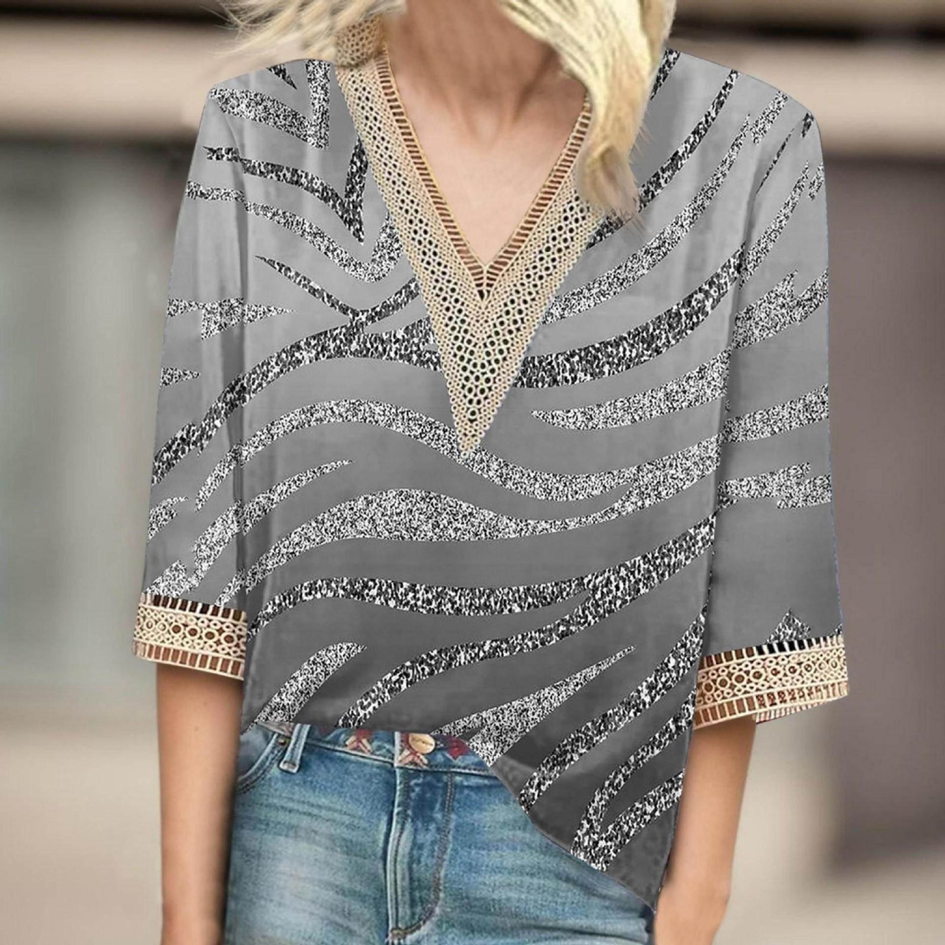 V-neck Lace-trimmed Printed Loose-fit Blouse Top