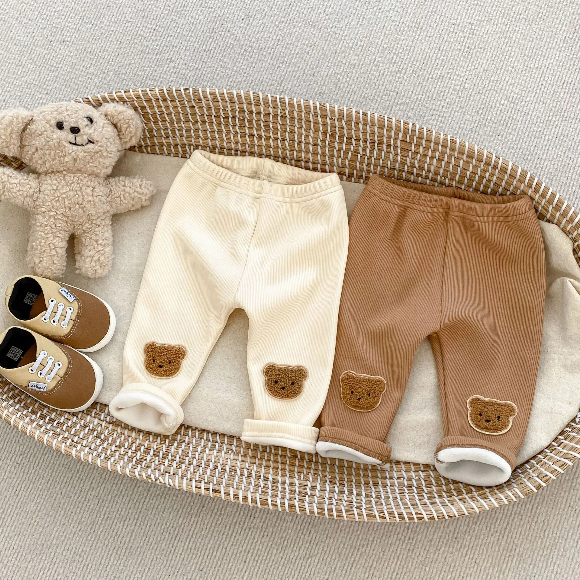 Comfortable Cute Bear Three-dimensional Embroidered Leisure Warm-keeping