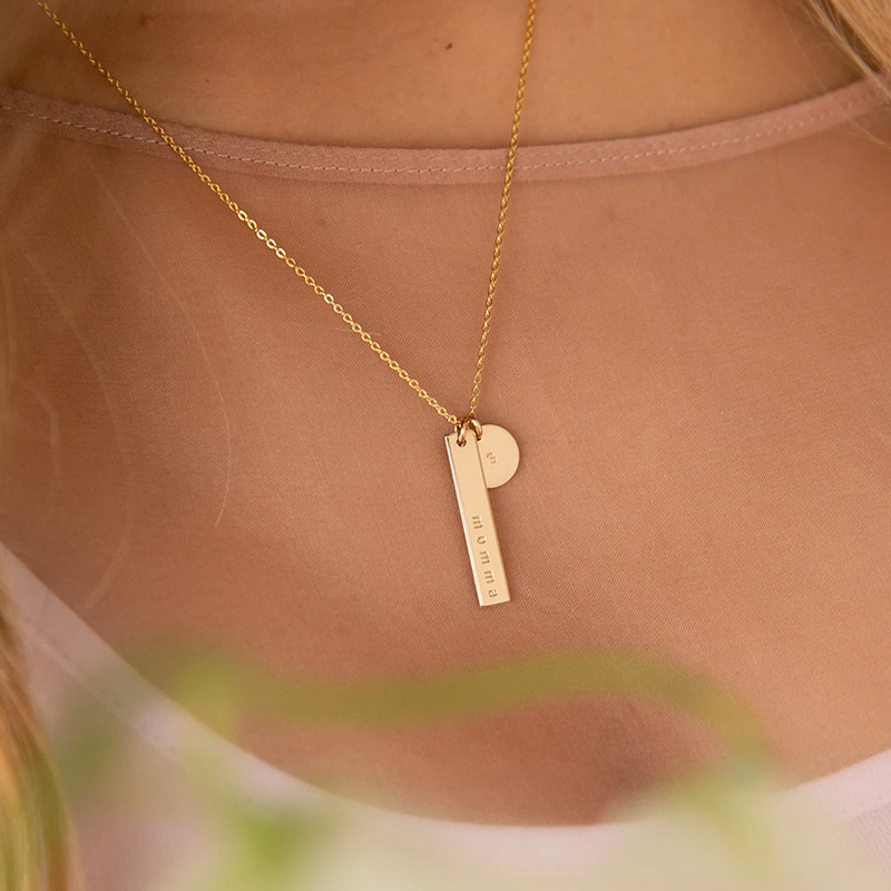 Women's Simple And Versatile Geometric Pendant Necklace