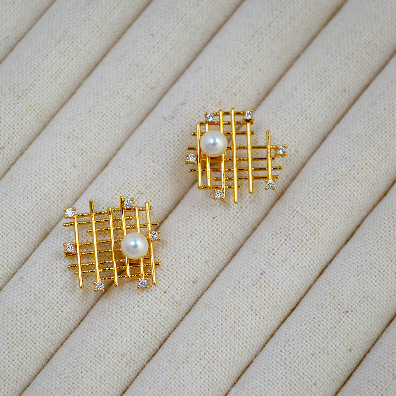 Womens Gold-Plated Brass Earrings With A Distinctive Elegant Style