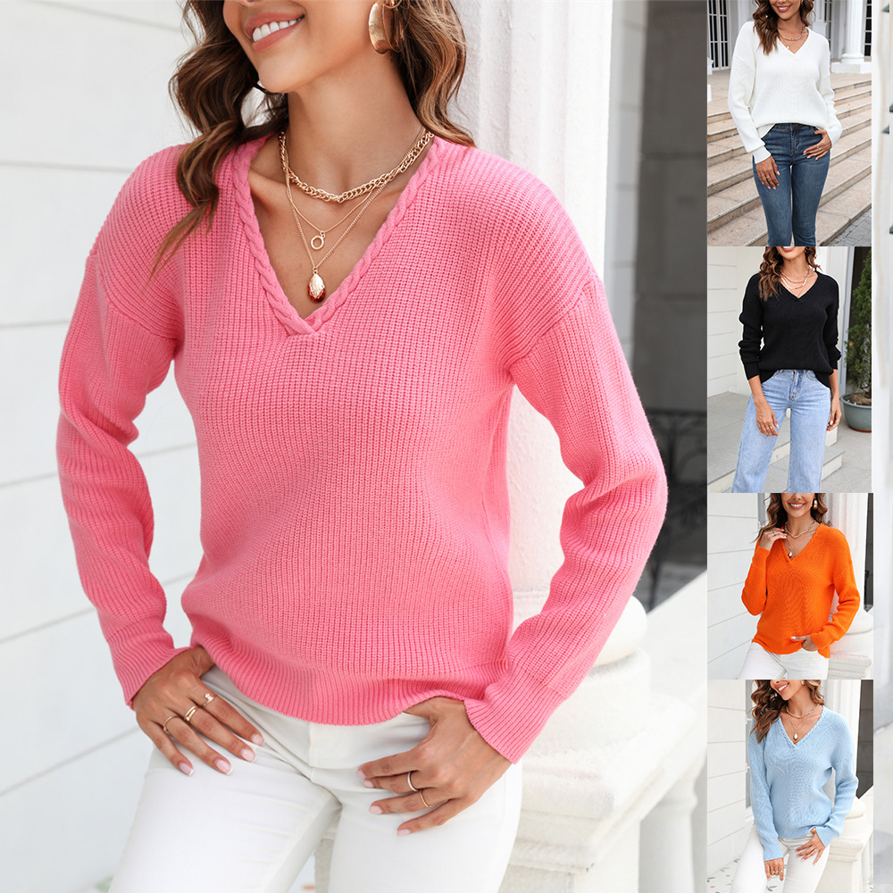 Womens V-neck Cable-Knit Slim-Fit Pullover Sweater