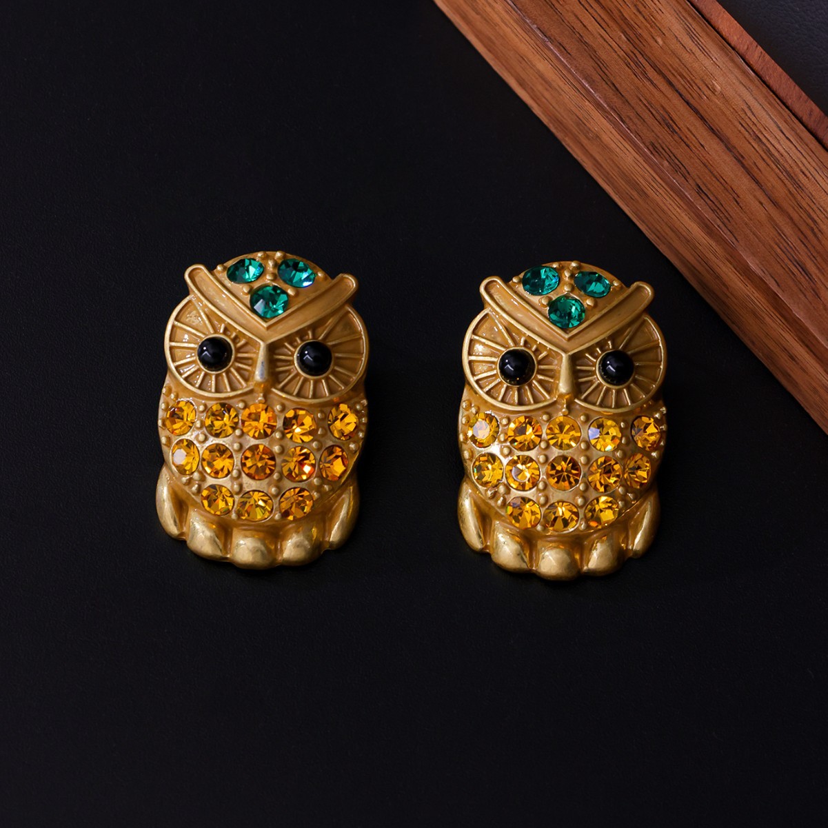 Owl Earrings Three-dimensional Earrings Heavy Industry Enamel Animal Earrings