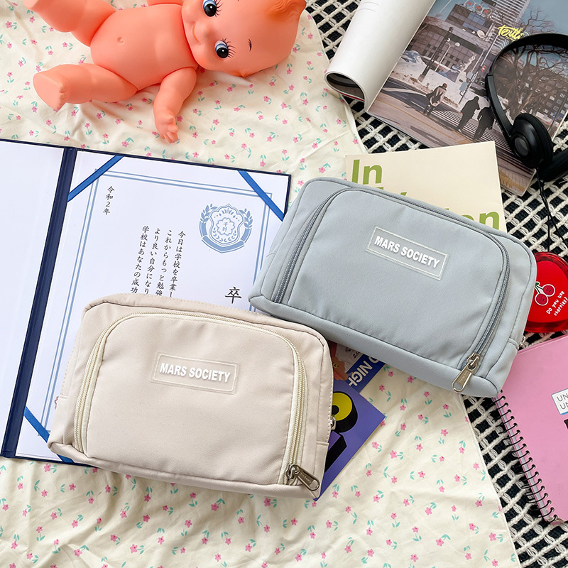 Simple Girl Student Large Capacity Pencil Case — foto 17