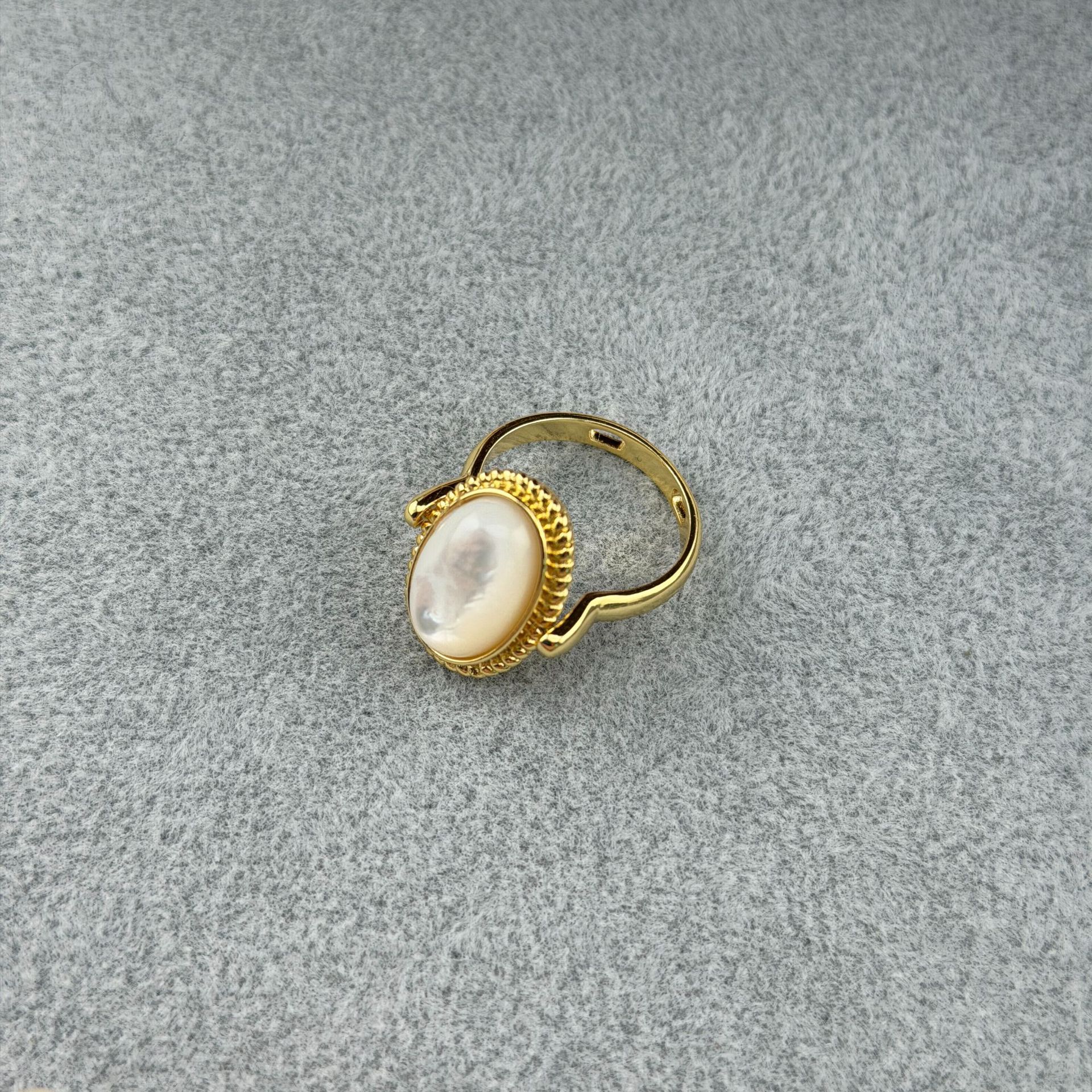 https://cf.cjdropshipping.com/quick/product/584fa2bf-19b0-43a4-b67b-a91332cb0c11.jpg