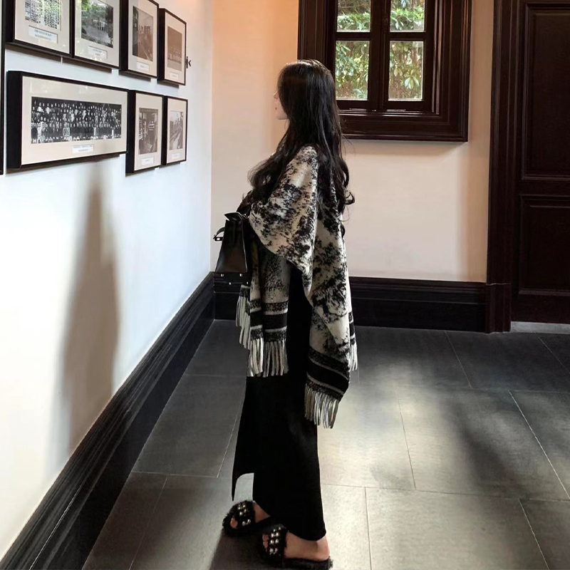 Ink Painting Double-sided Shawl Outer Match Women’s Autumn And Winter Retro High Sense