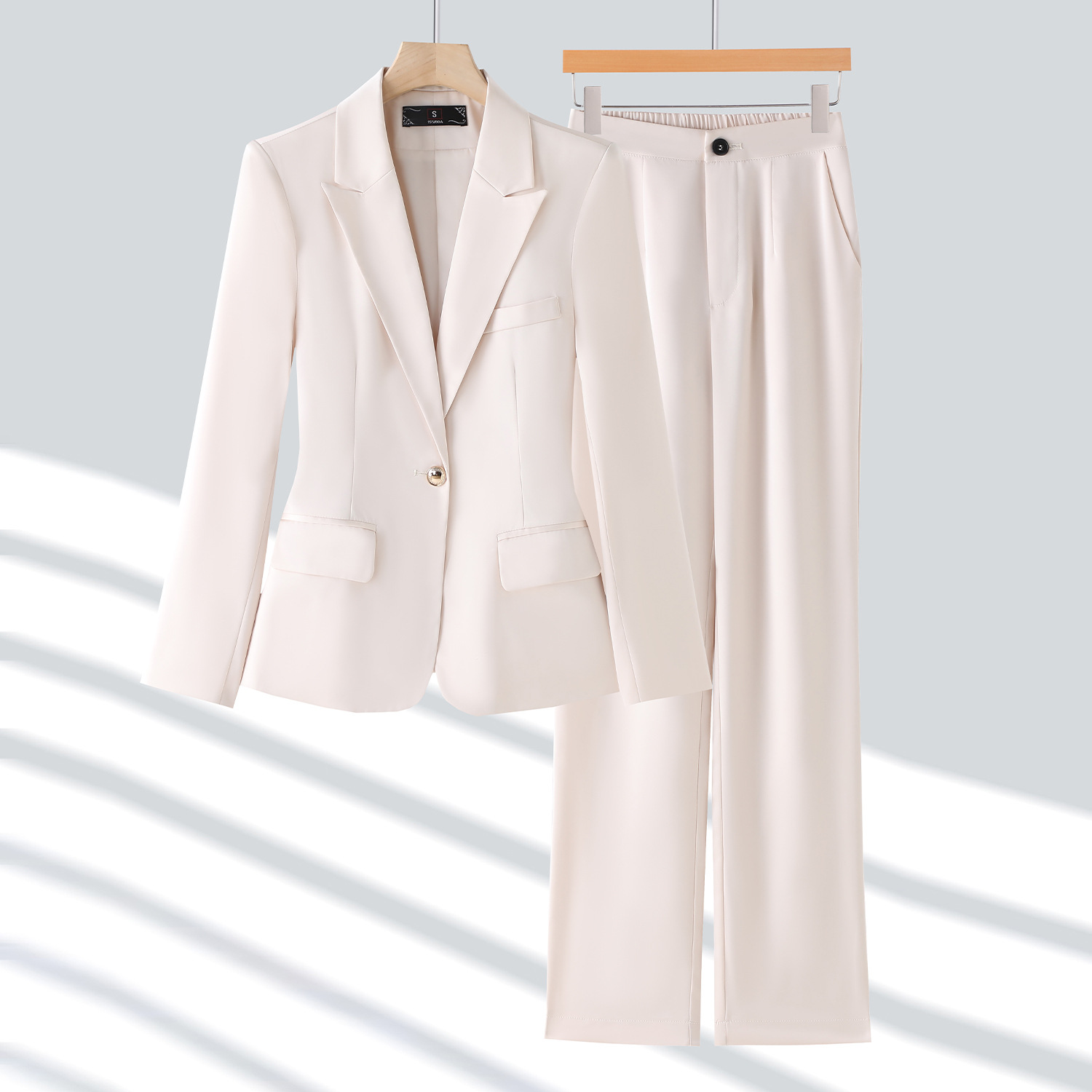 https://cf.cjdropshipping.com/quick/product/58b93a91-b793-4386-b45c-f73a0678eca7.jpg