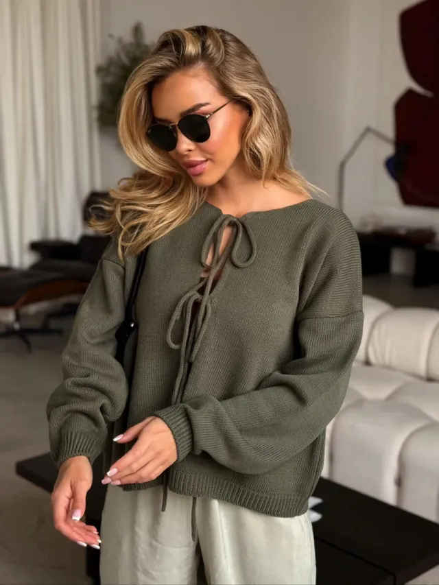 Loose Round neck Long sleeved Women's Sweater Army Green - Shop at LoveMi