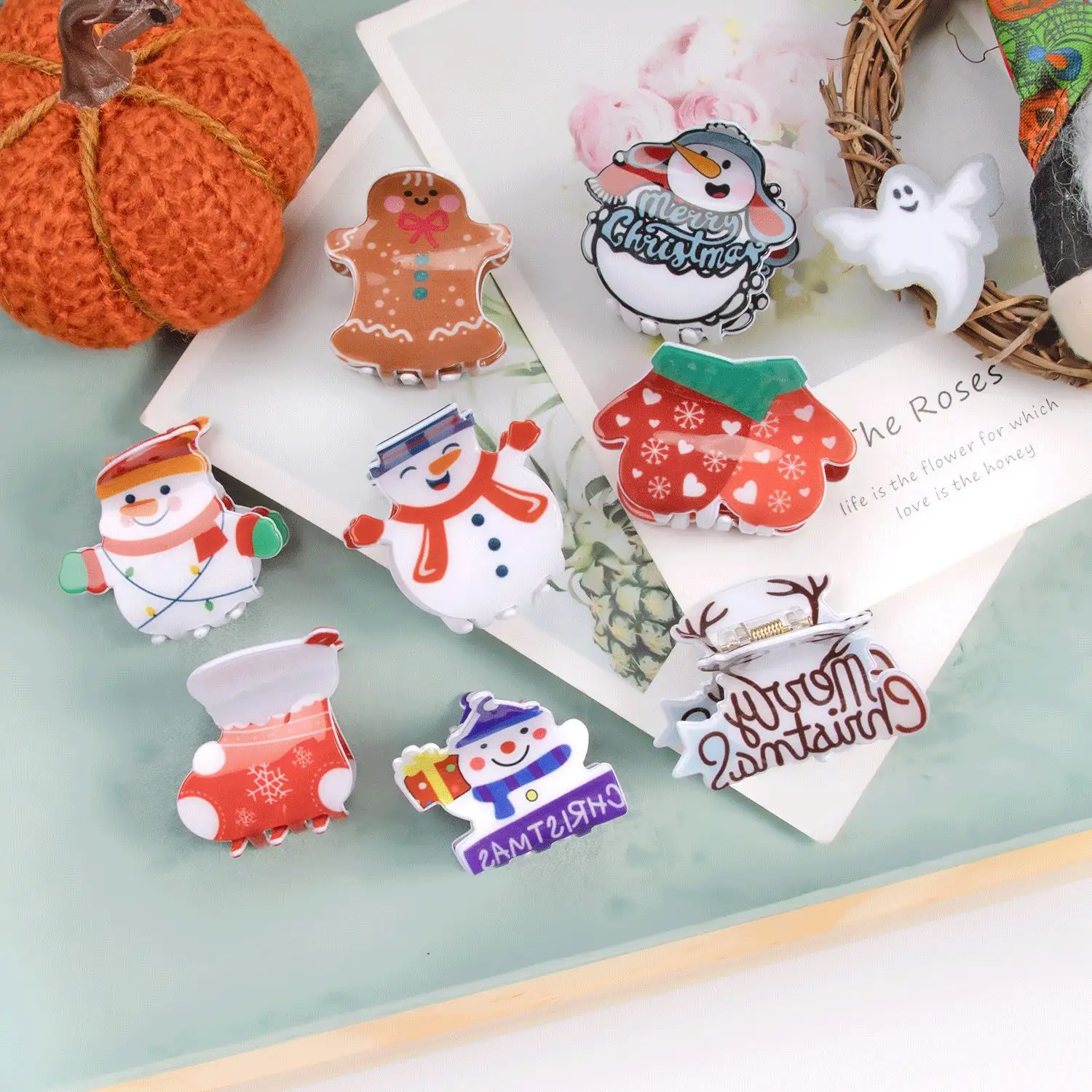 Christmas-themed Cute Gloves, Snowman, And Cookie Hair