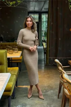 Autumn And Winter Women's Knitted Round Neck Sunken Stripe Pure Colour Tight Dress - Khaki - View 1
