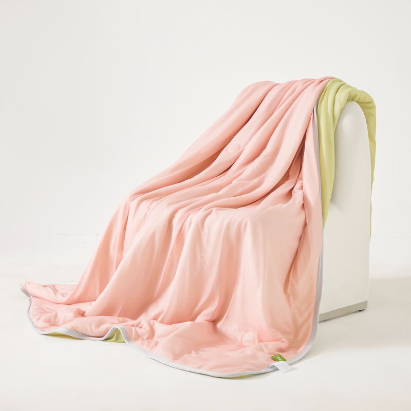 Class A Cool Feeling Summer Machine Washable Thin Air Conditioner Quilt