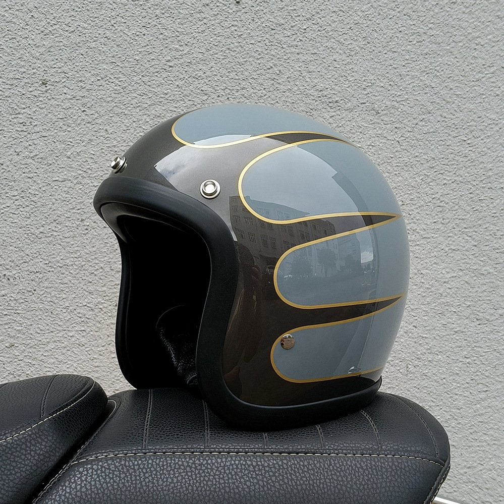 Helmet Men’s And Women’s Retro FRP Motorcycle