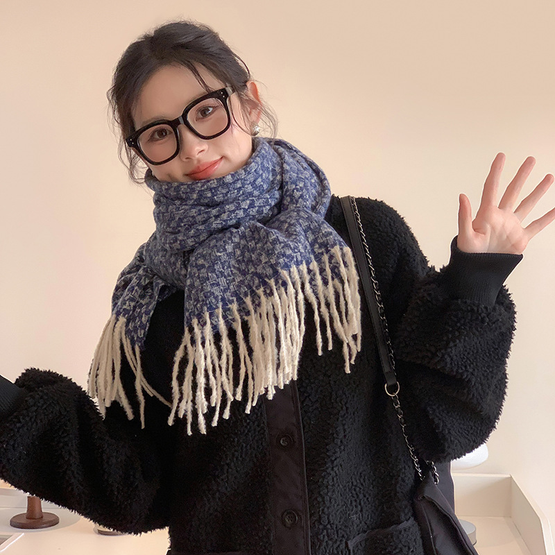 Tassle Fashion Pattern Women's Neck Warmer