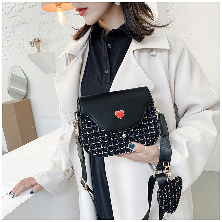 Title 5, All-match woolen woven one-shoulder wide bag sm...