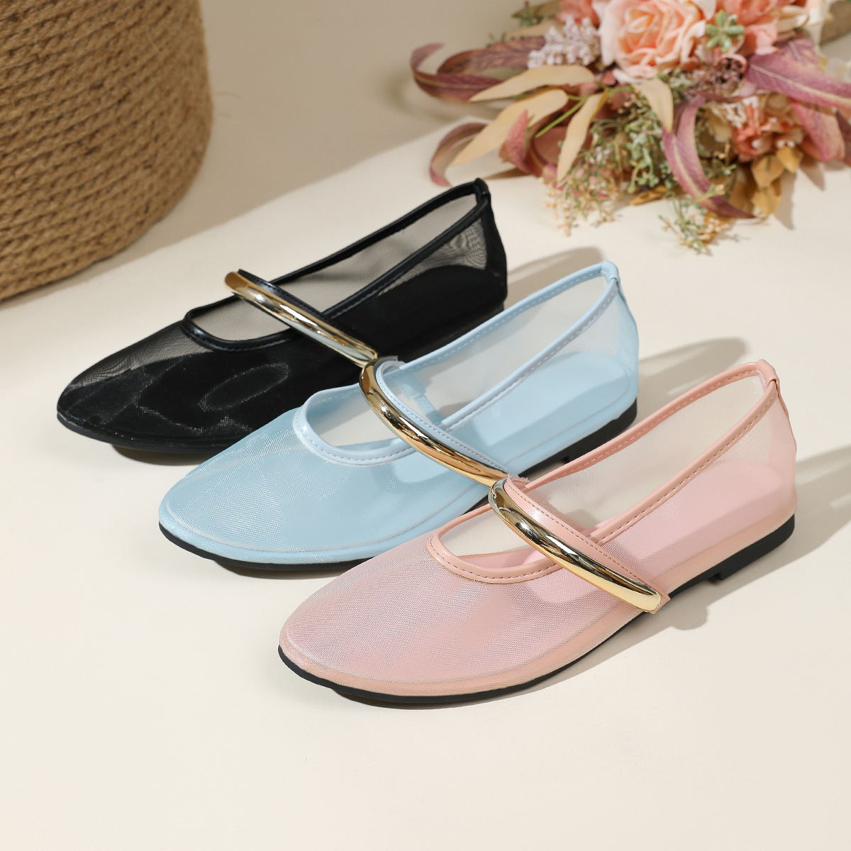 Round-toe Mesh Breathable Strap Flat Shoes For Women
