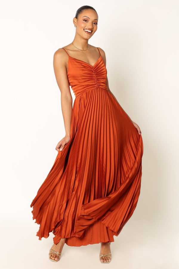 Temperament Camisole Backless Long Pleated Dress Red - Shop at LoveMi