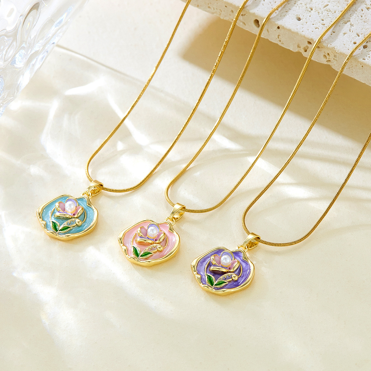 Enamel-flower Necklace For Women Sophisticated And Stylish