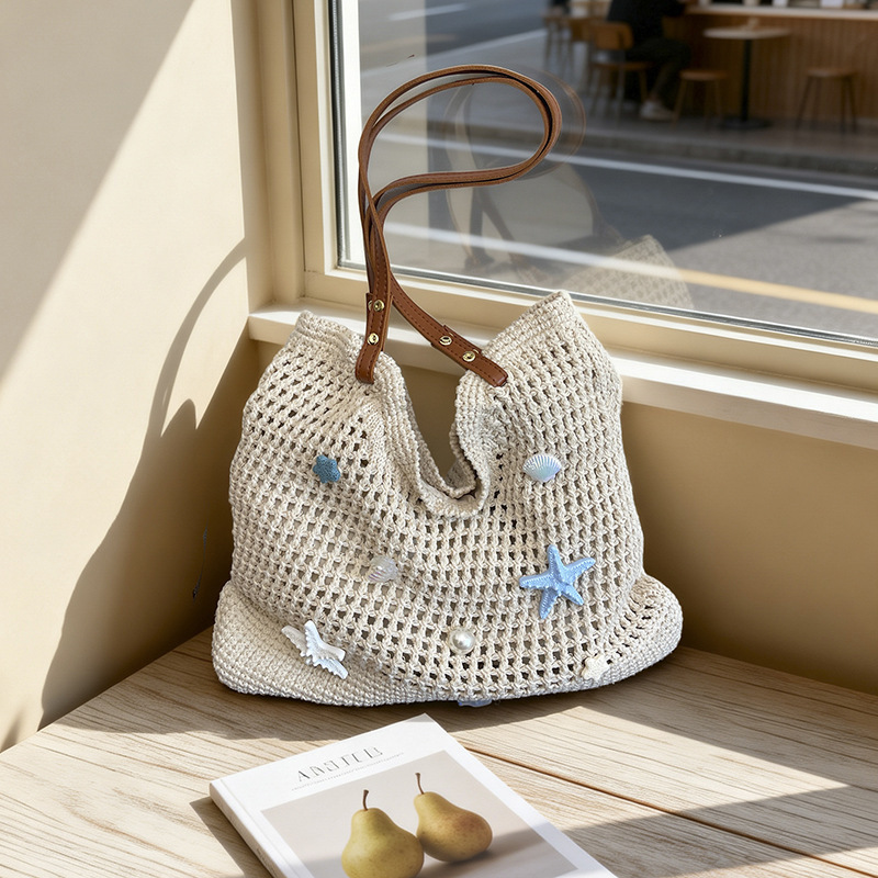 Straw Woven Shoulder Bag, picture 2 of 3