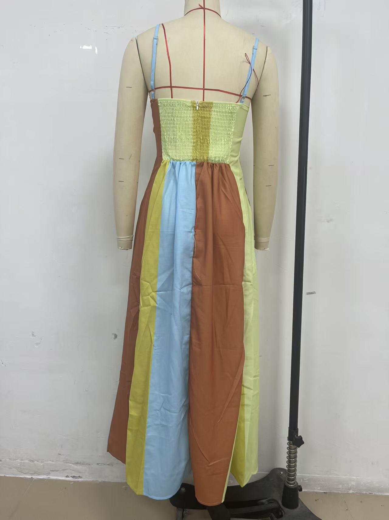 Buy Women's Clothing Online | Buy Trending Dresses for Women