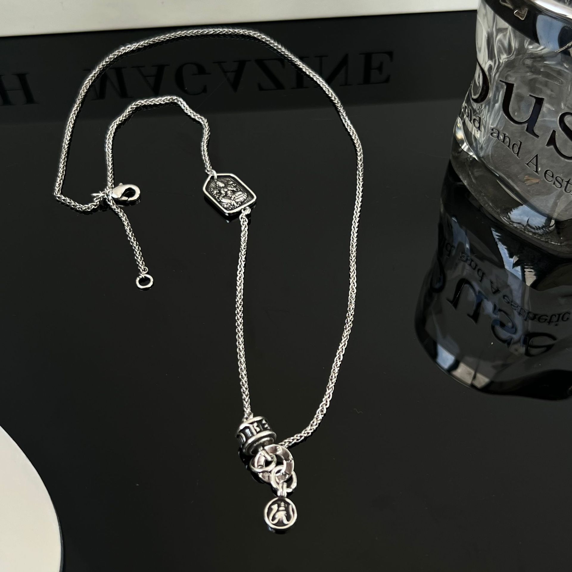 Retro Domineering Three-dimensional Skull Cross Pendant Necklace Unique Punk Style