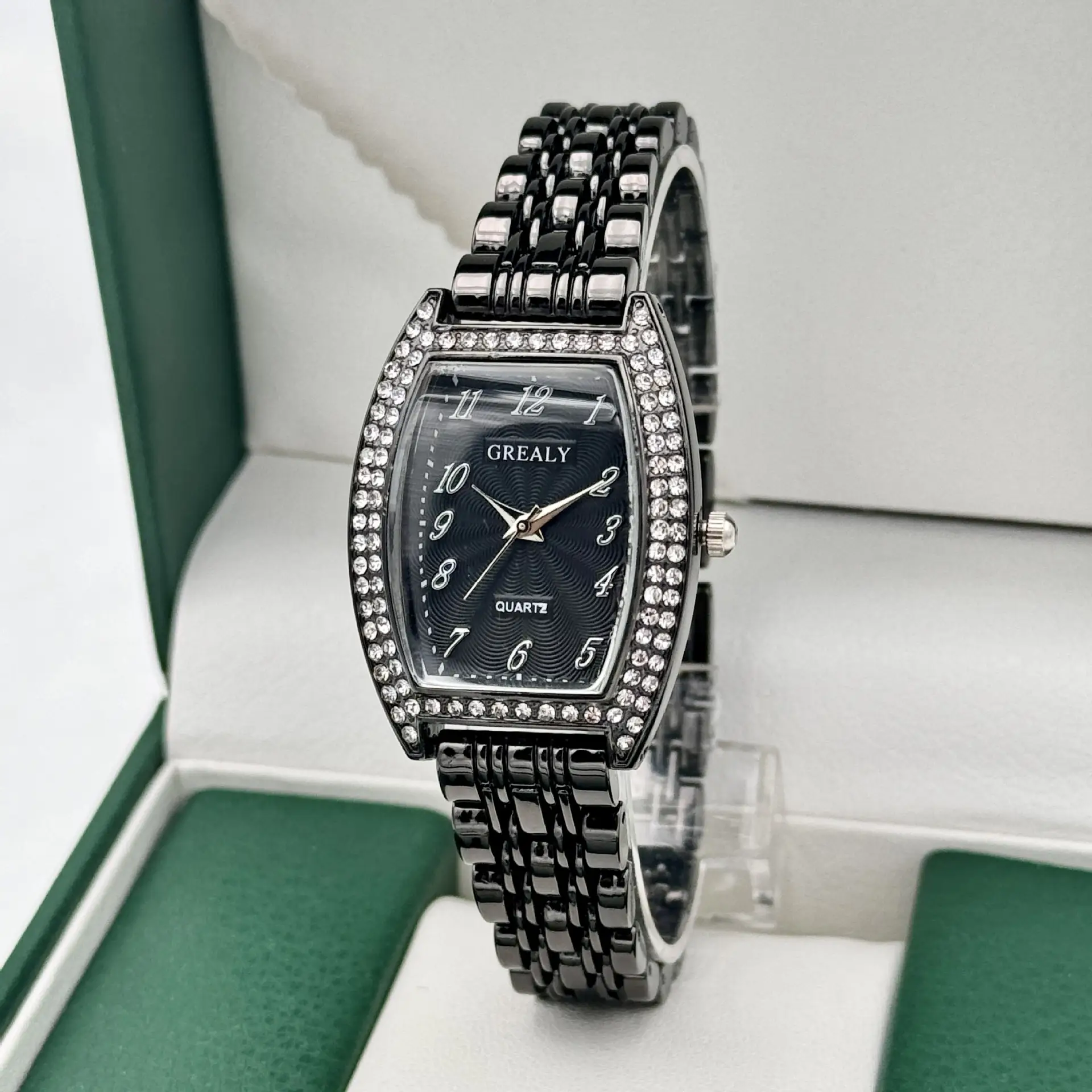 Diamond-encrusted Watch Barrel-shaped Dial Metal Bracelet Quartz Ladies' Watch