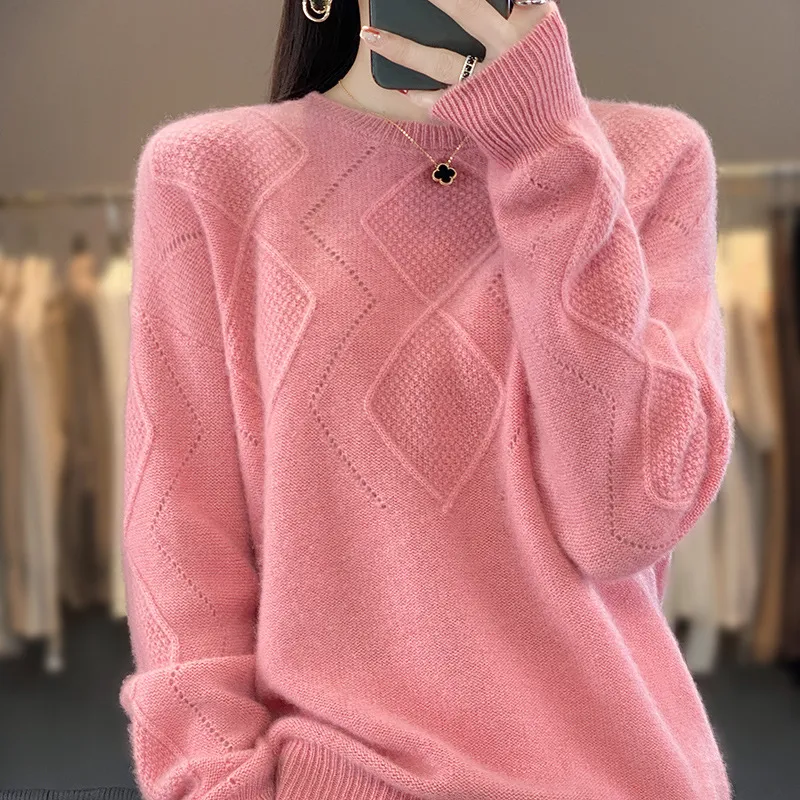 All-matching Western Style Women's Pullover Top Sweater Solid Colour Round Neck Rhombus Hollow Out Sweater - Leather Pink