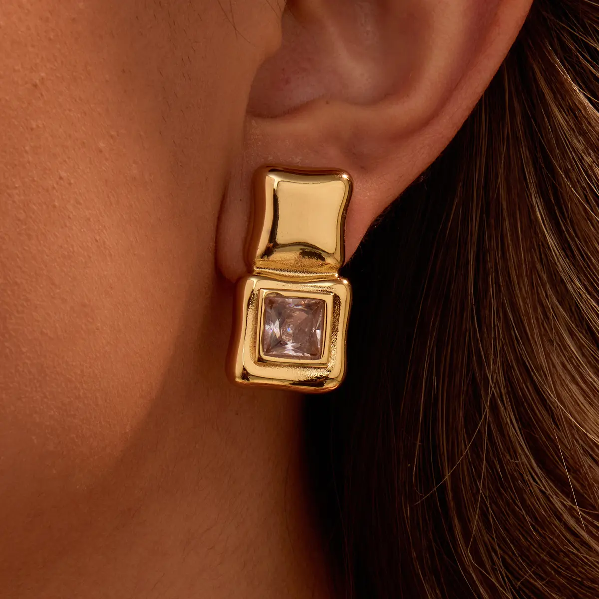 18K Gold Vacuum-Plated High-End Designer Earrings