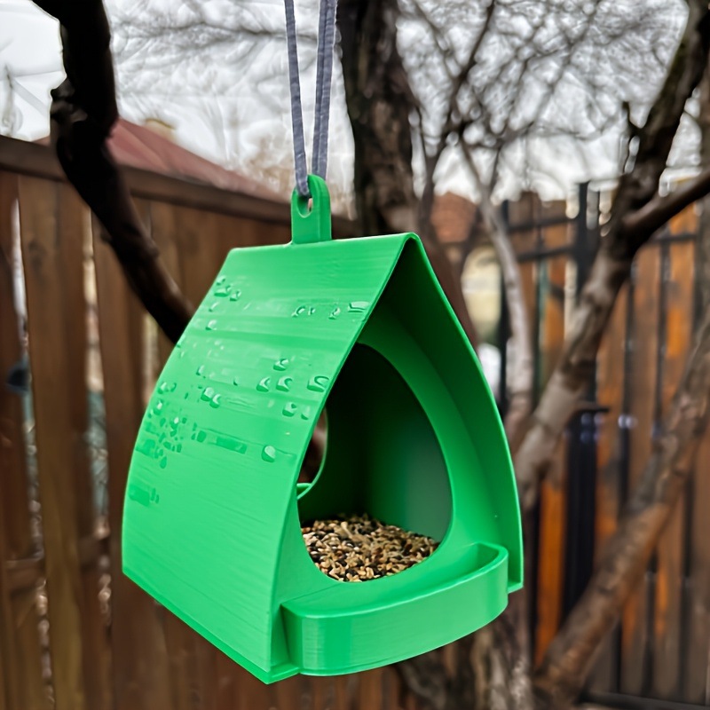 Cross-border New Arrival Plastic Hanging Bird Feeder Durable Outdoor Hanging Bird Feeder detail photo 6