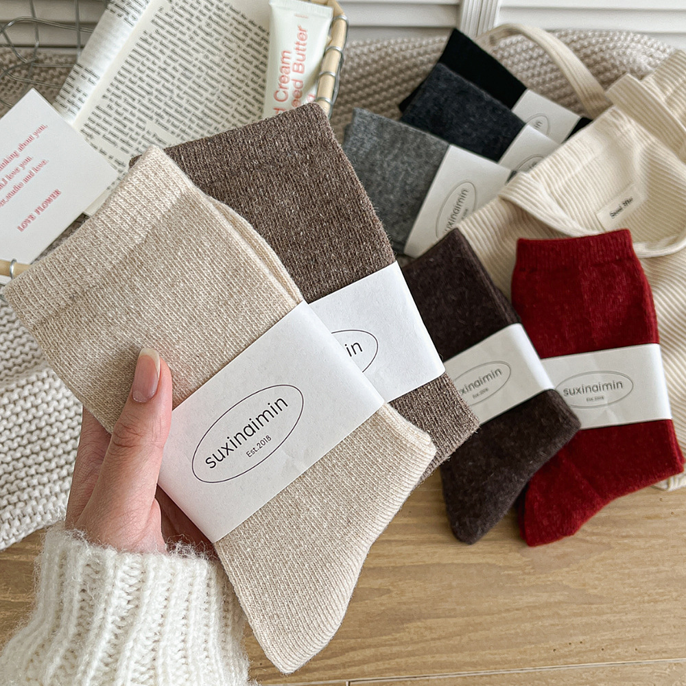 Womens Stylish Mid-calf Wool Socks