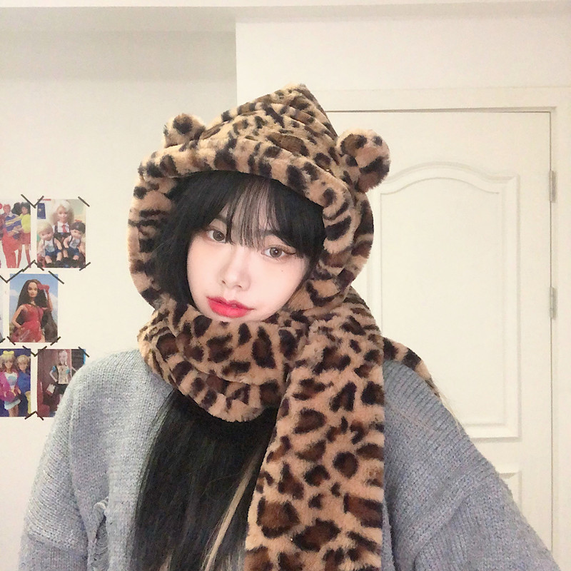 Scarf Integrated Leopard Print