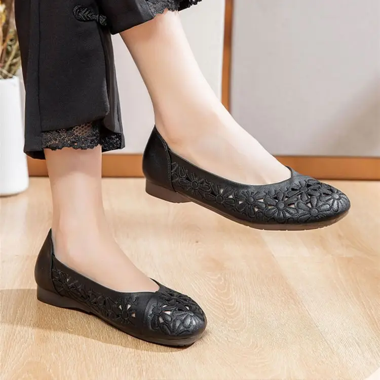 Womens Breathable Flat Non-slip Leather Sandals Soft