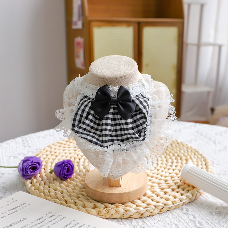 Lace Pom-Pom Pet Collar
