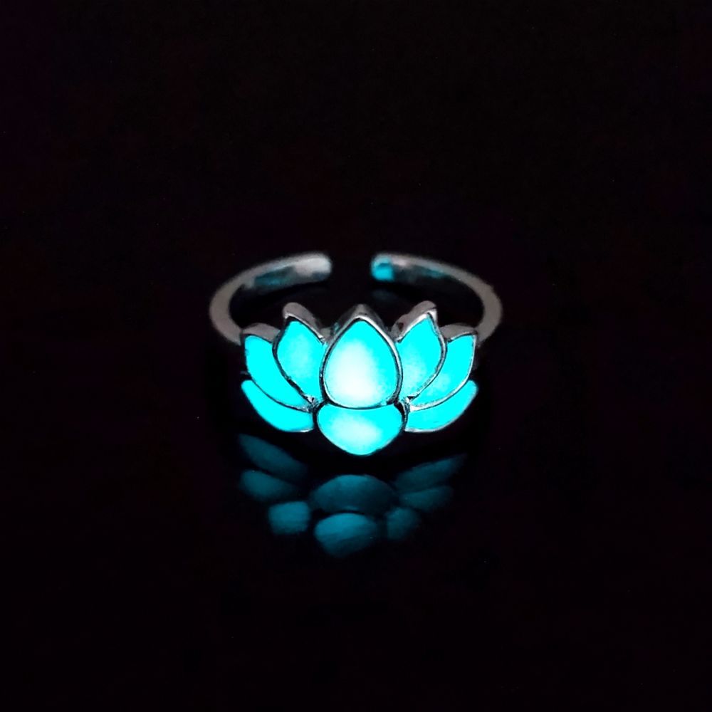 Non-fading Luminous Lotus Ring Yoga Energy Luminous