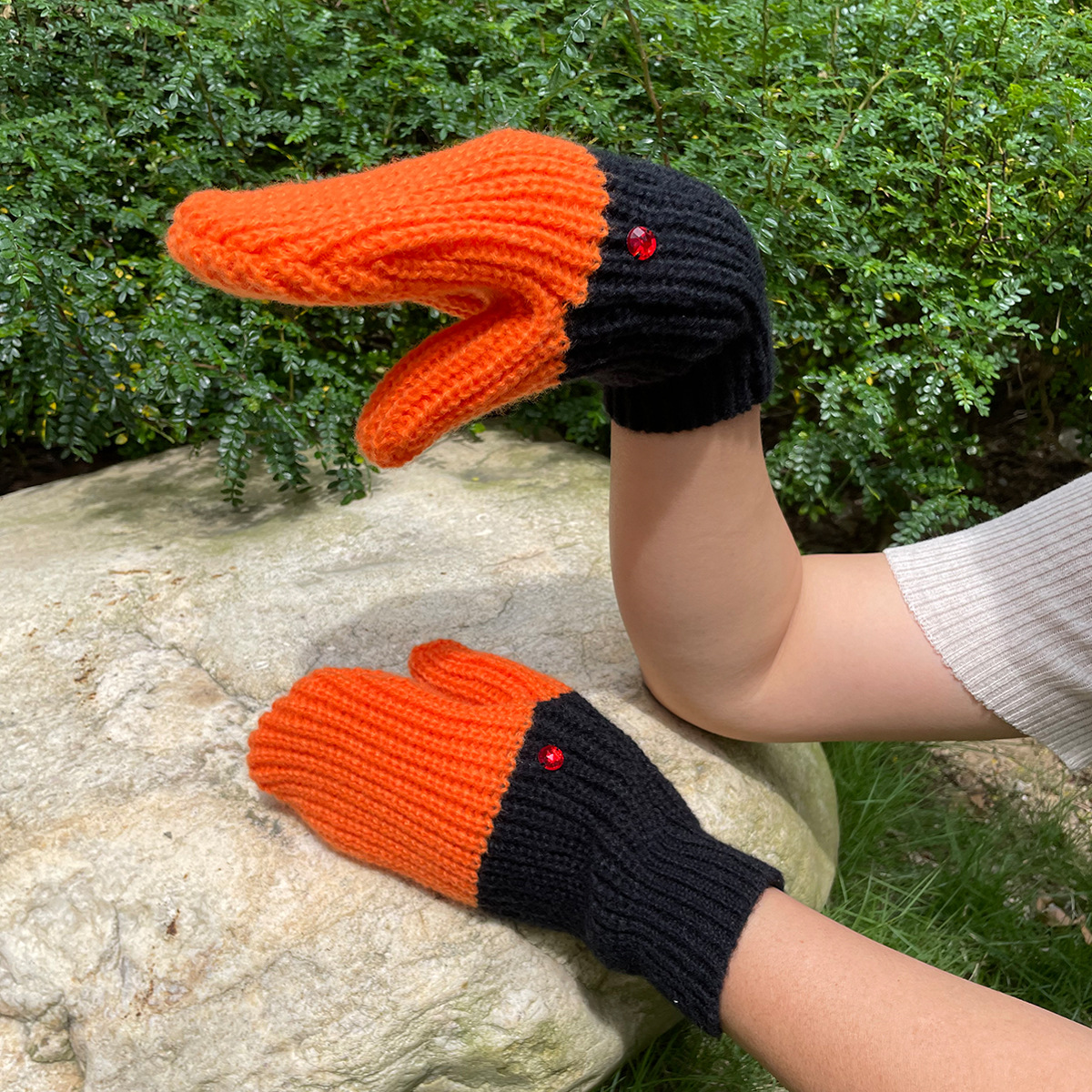 Cold Protection In Three-dimensional Swan Full Finger Gloves Knitted Wool Mittens – Orange Black, Free Size