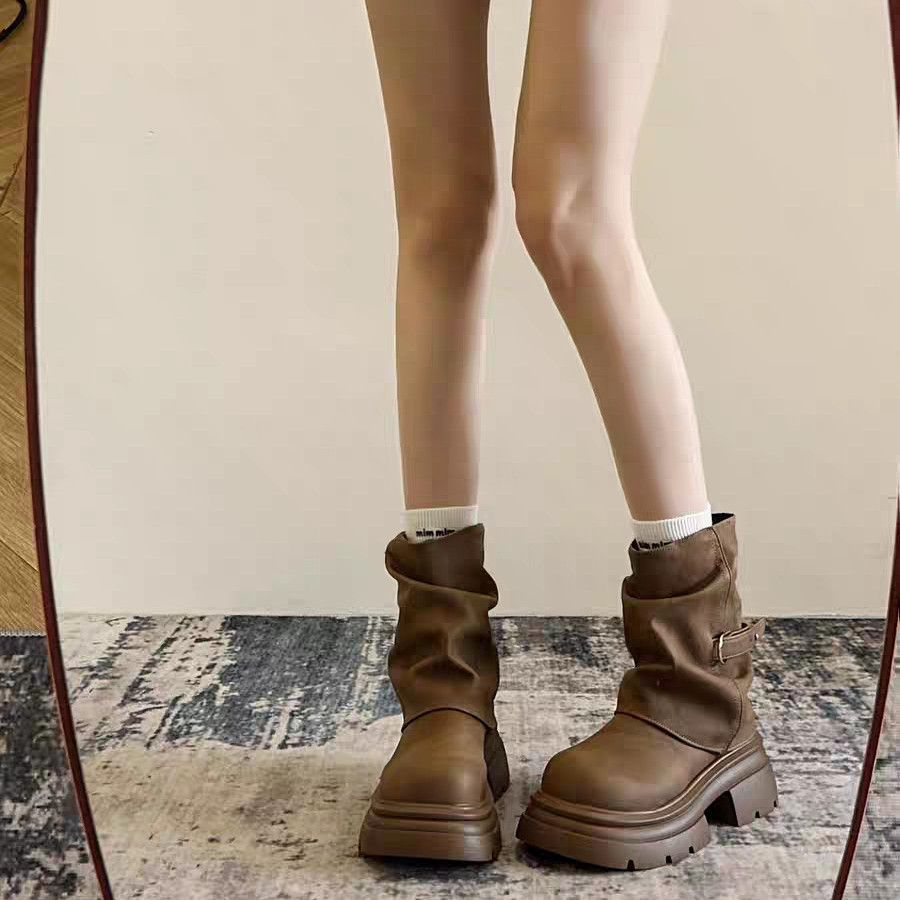 Women's Fashionable Retro Round-Toe Chunky-Soled Dr Martens Boots